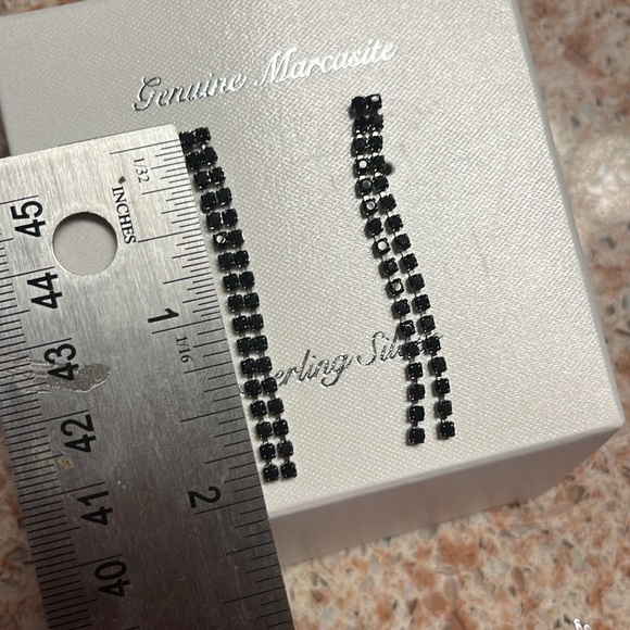 New genuine marcasite & sterling silver dangling earrings - Picture 7 of 7